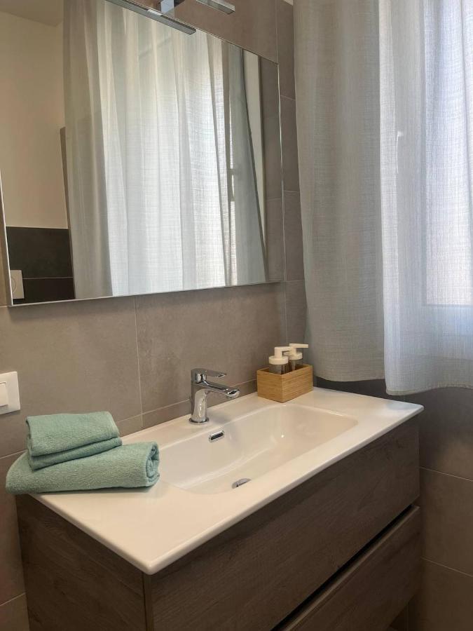 "La Terrazza Di Via Roma" Delta Del Po - Private Parking Apartment Порто Виро Екстериор снимка